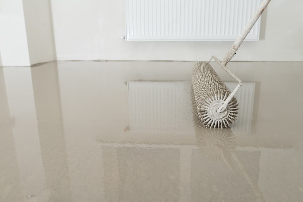 Fill screed floor repair and furnish, shallow dof